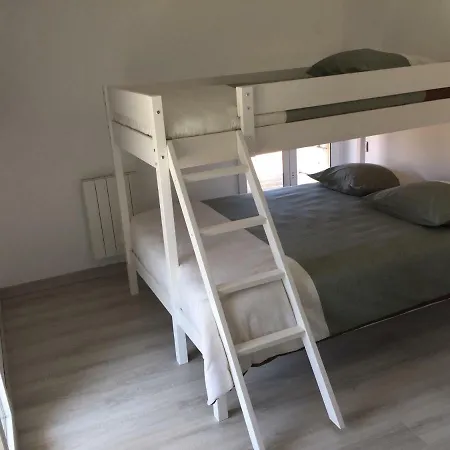 Domaine De La Pallu Feriehus *